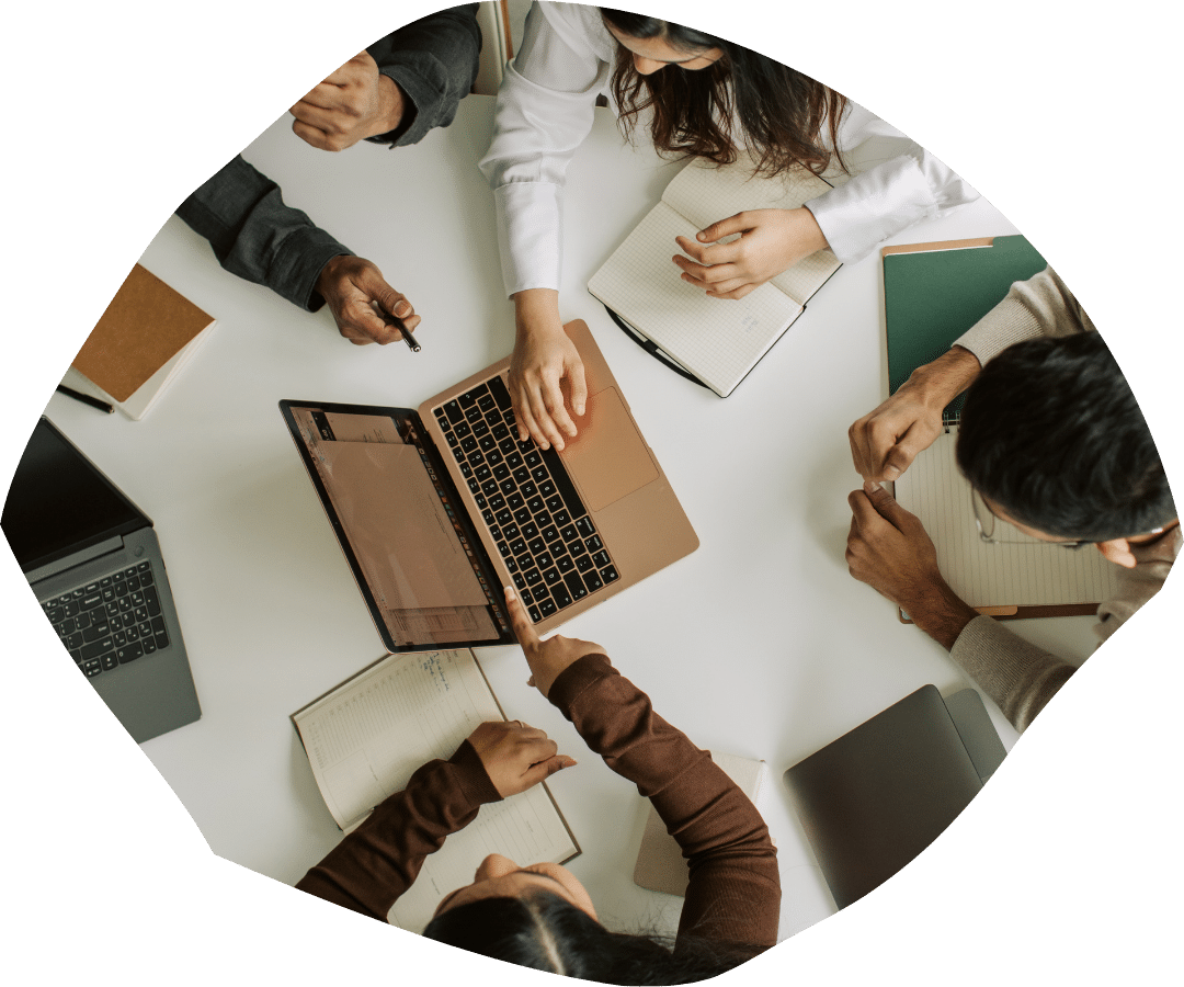 Garde d’enfants éducative et soutien scolaire à domicile avec intervenants qualifiés – Petits Plus