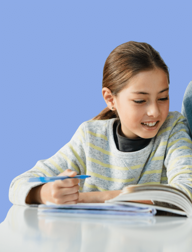 Garde d’enfants éducative et soutien scolaire à domicile avec intervenants qualifiés – Petits Plus